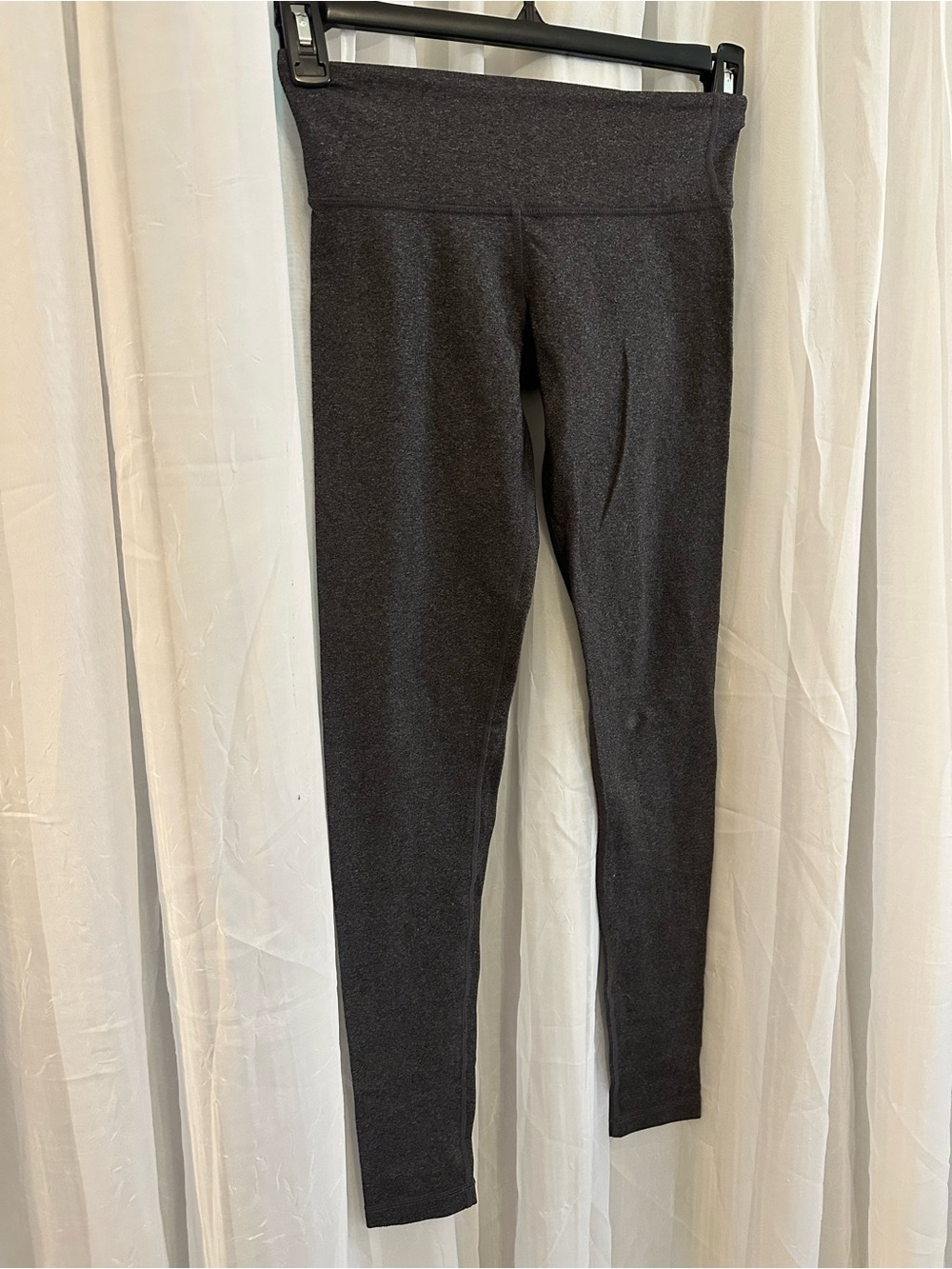 Lululemon charcoal gray women’s full length Leggings - Classic Comfort